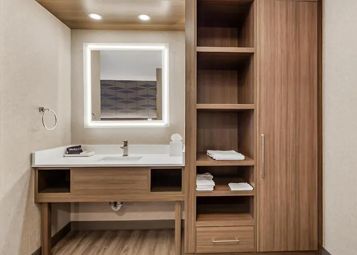 Best Western Plus West Edmonton